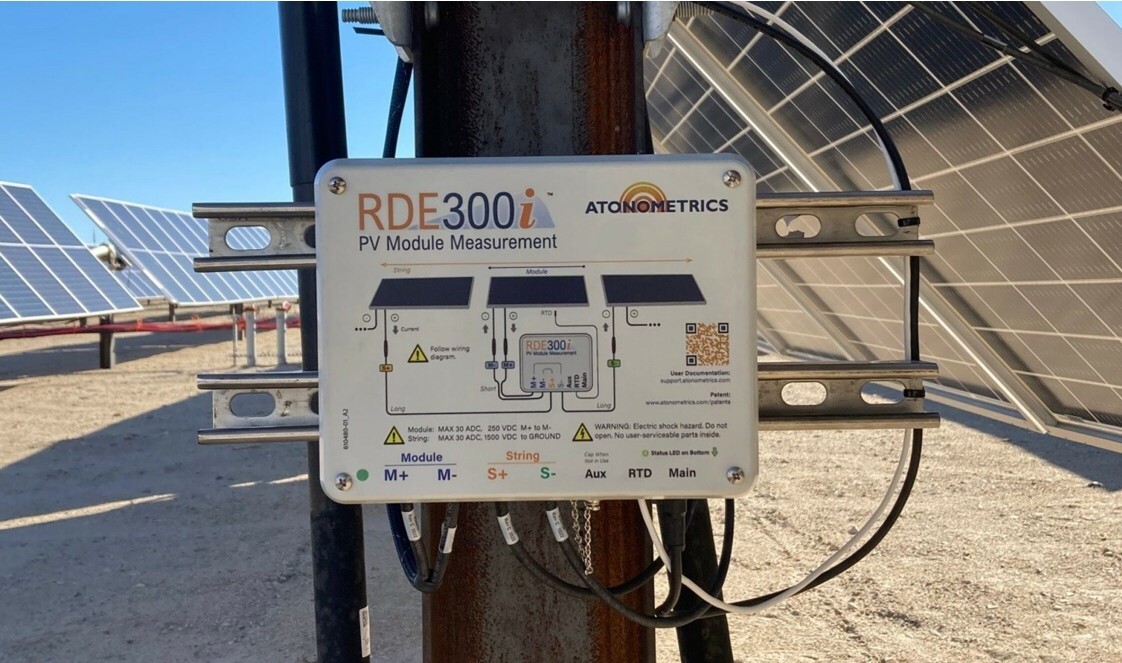 In-Situ IV Curve Monitoring with the RDE300i