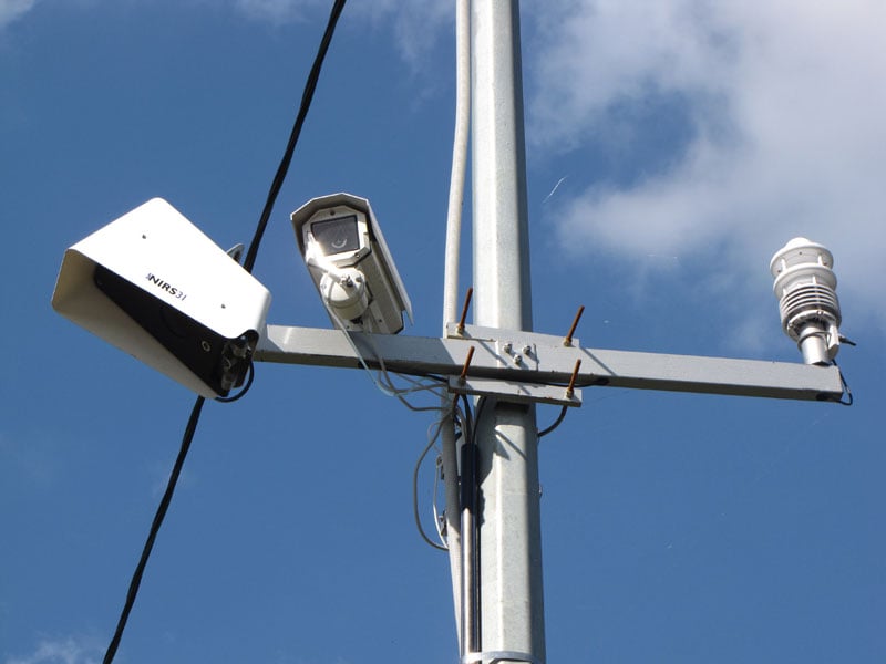 NIRS31 & WS800 mounted in a city