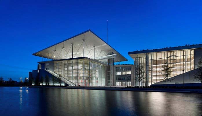 SNFCC_GR_Greece-Building-automation-weather-sensor-5-698x400